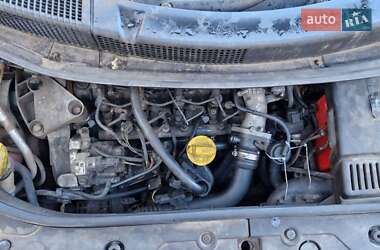 Минивэн Renault Scenic 2003 в 