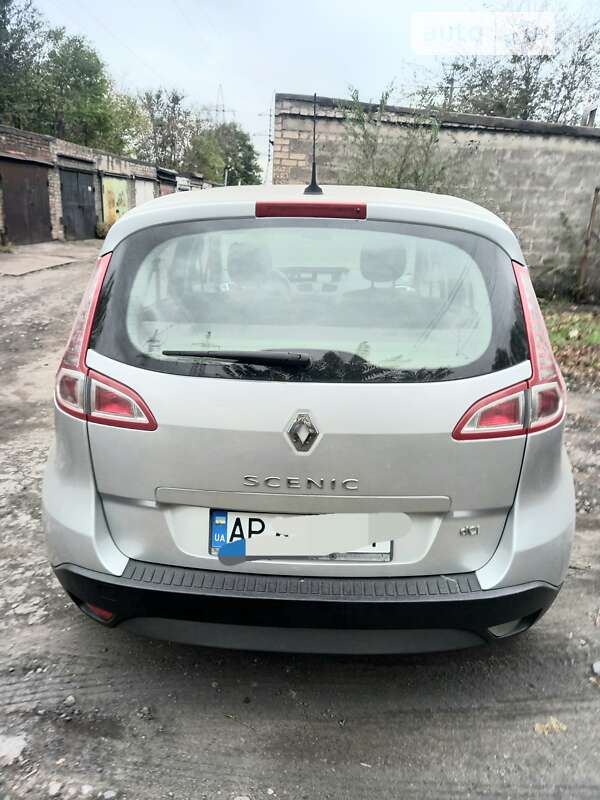 Минивэн Renault Scenic 2010 в Запорожье