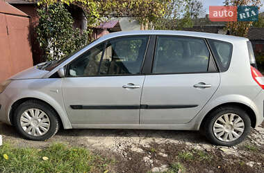 Минивэн Renault Scenic 2005 в Дубно