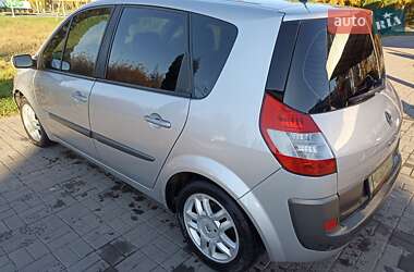 Мінівен Renault Scenic 2005 в Дубні