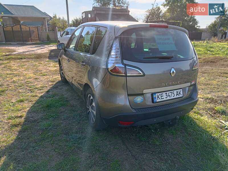 Минивэн Renault Scenic 2015 в Верхнеднепровске фото 4 Минивэн Renault Scenic 2015 в Верхнеднепровске