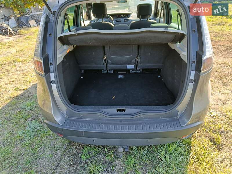 Минивэн Renault Scenic 2015 в Верхнеднепровске фото 12 Минивэн Renault Scenic 2015 в Верхнеднепровске