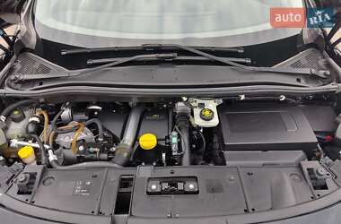 Минивэн Renault Scenic 2011 в 