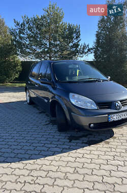 Минивэн Renault Scenic 2006 в Городке