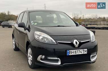 Минивэн Renault Scenic 2014 в 