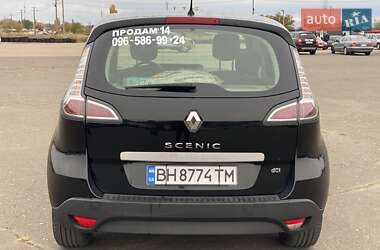 Минивэн Renault Scenic 2014 в 