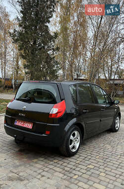 Минивэн Renault Scenic 2008 в Хороле