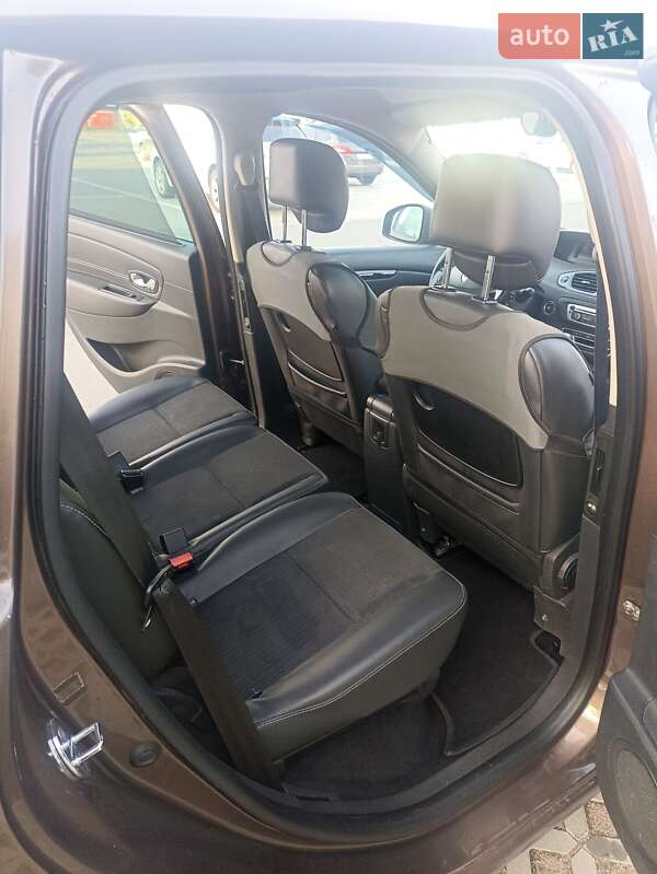 Минивэн Renault Scenic 2014 в Киеве