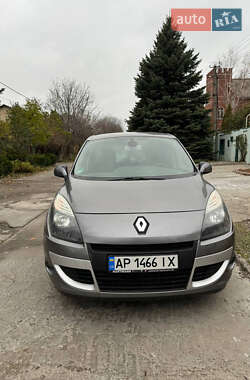 Минивэн Renault Scenic 2009 в Запорожье