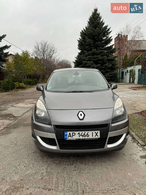 Минивэн Renault Scenic 2009 в Запорожье