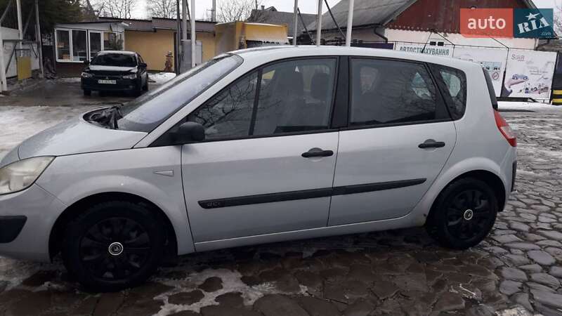 Минивэн Renault Scenic 2004 в Черновцах