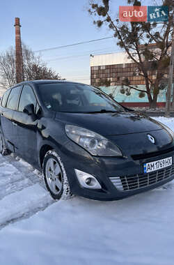 Минивэн Renault Scenic 2010 в Житомире