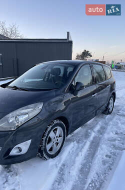 Минивэн Renault Scenic 2010 в Житомире