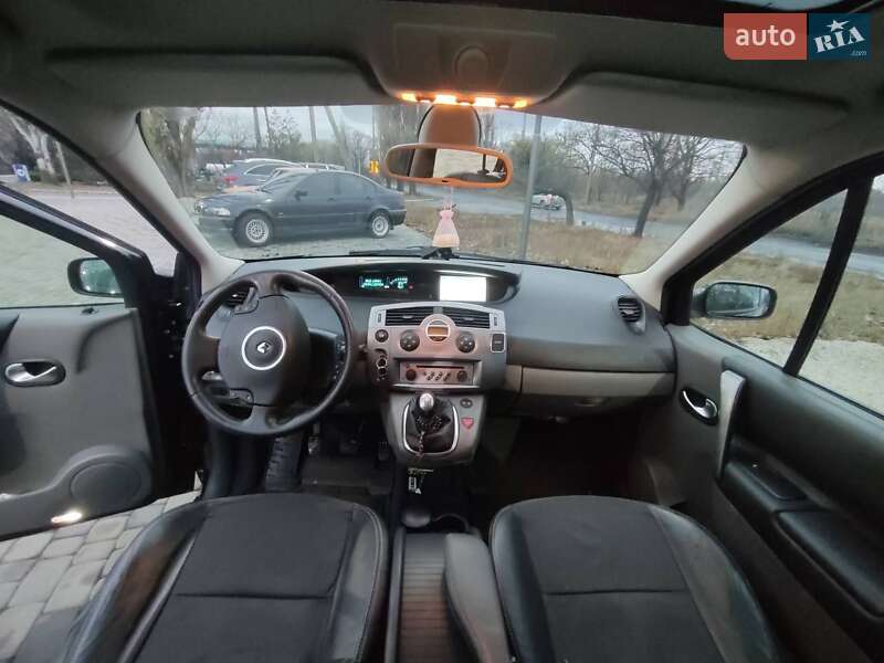 Минивэн Renault Scenic 2008 в Першотравенске