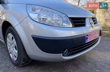 Минивэн Renault Scenic 2006 в Киверцах