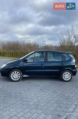 Минивэн Renault Scenic 2001 в 
