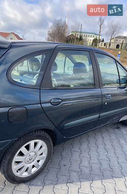 Минивэн Renault Scenic 2001 в 