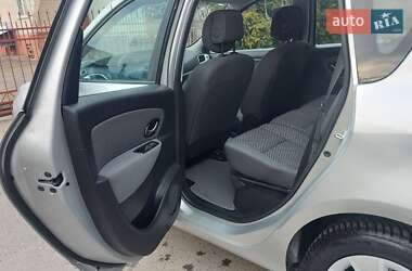 Минивэн Renault Scenic 2010 в Луцке