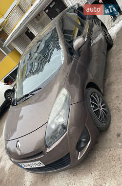 Минивэн Renault Scenic 2009 в Чернигове