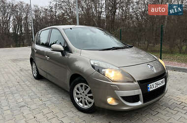 Мінівен Renault Scenic 2010 в Кременчуці