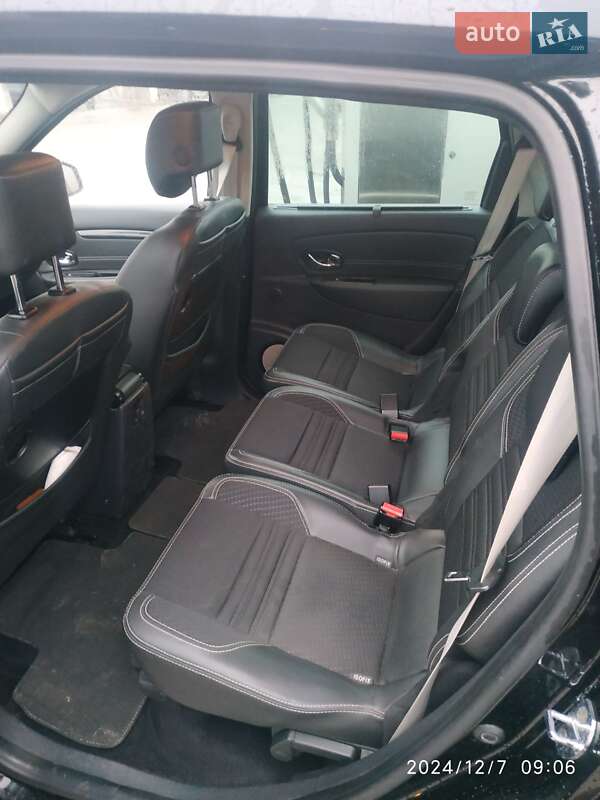 Минивэн Renault Scenic 2014 в Луцке