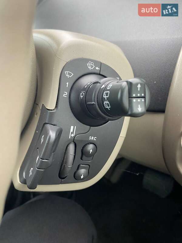 Минивэн Renault Scenic 2004 в Запорожье