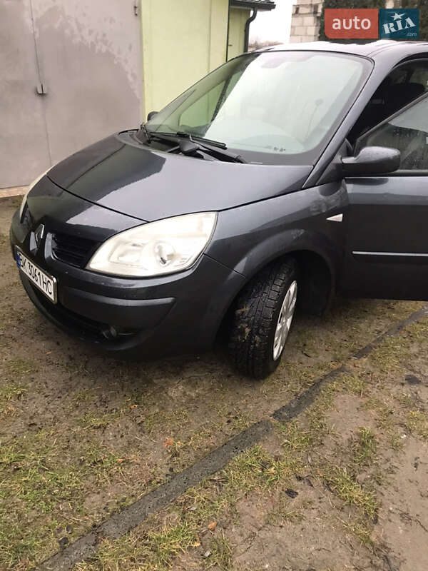 Мінівен Renault Scenic 2008 в Вараші