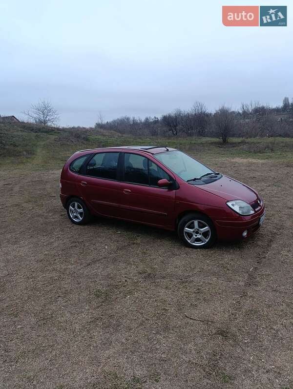 Мінівен Renault Scenic 2002 в Дніпрі