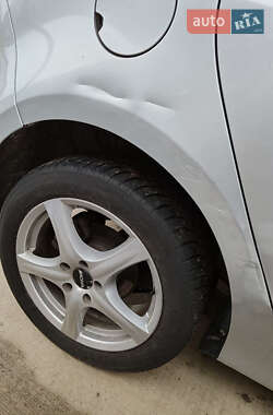 Минивэн Renault Scenic 2011 в 
