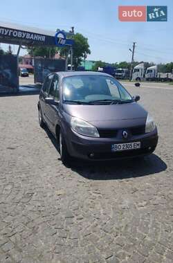 Минивэн Renault Scenic 2005 в 