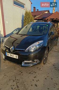 Минивэн Renault Scenic 2015 в Дунаевцах