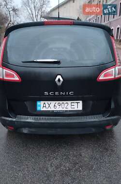 Мінівен Renault Scenic 2011 в 