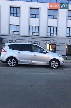 Минивэн Renault Scenic 2010 в Здолбунове