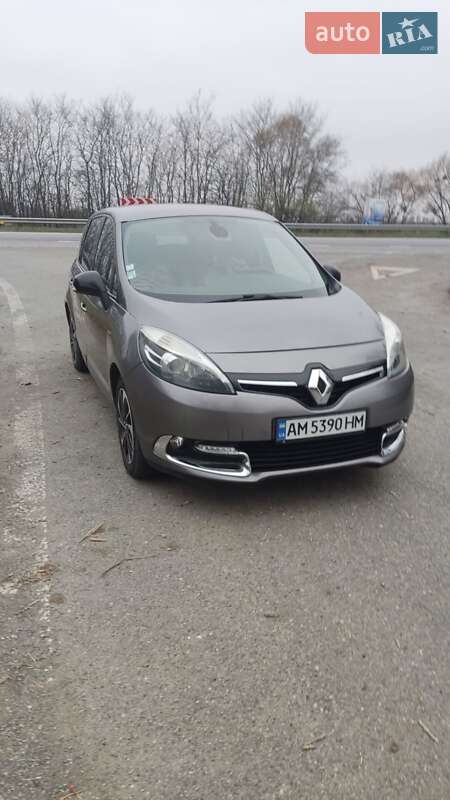 Минивэн Renault Scenic 2014 в 