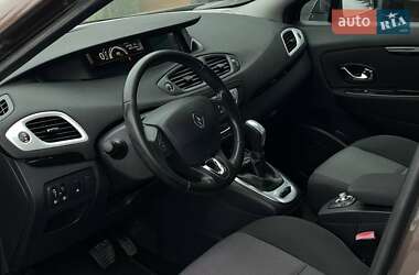 Минивэн Renault Scenic 2013 в Ровно