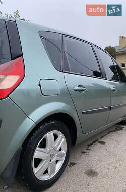 Мінівен Renault Scenic 2005 в Луцьку