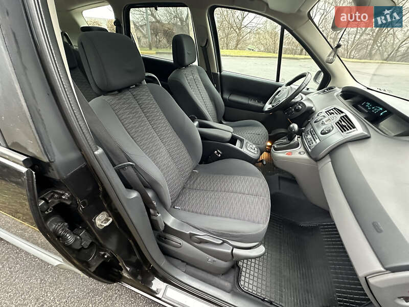 Минивэн Renault Scenic 2007 в Киеве