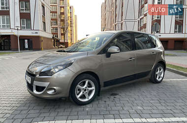 Мінівен Renault Scenic 2009 в Івано-Франківську