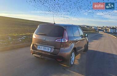 Мінівен Renault Scenic 2011 в Чернівцях