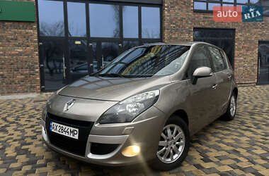 Минивэн Renault Scenic 2010 в Кременчуге