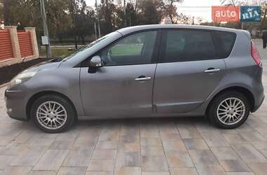 Минивэн Renault Scenic 2009 в 