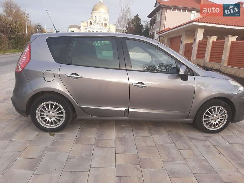 Минивэн Renault Scenic 2009 в Болграде