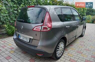 Минивэн Renault Scenic 2009 в 