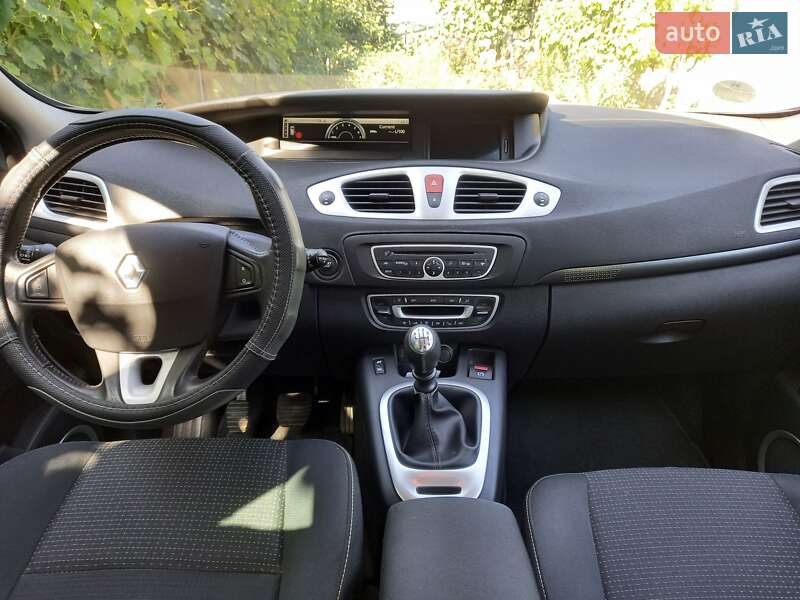 Минивэн Renault Scenic 2009 в Болграде
