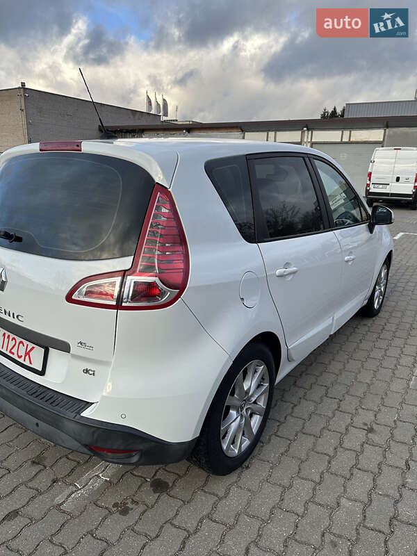 Мінівен Renault Scenic 2011 в Бучі