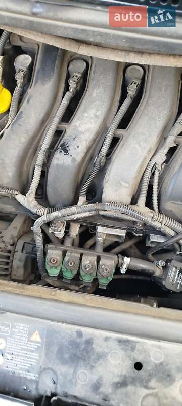 Минивэн Renault Scenic 2006 в Дергачах