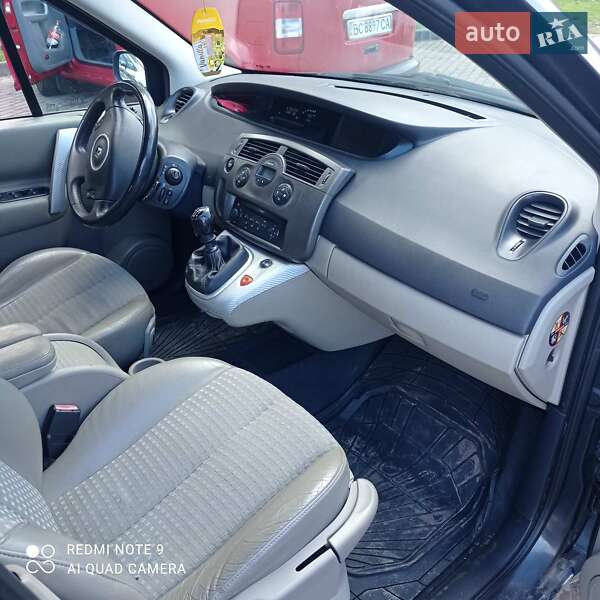 Минивэн Renault Scenic 2007 в Старичах