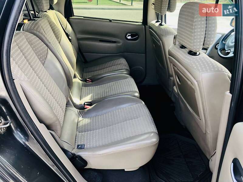 Минивэн Renault Scenic 2007 в Старичах