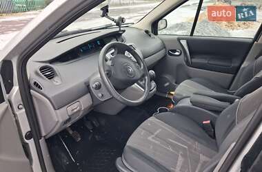 Мінівен Renault Scenic 2006 в Демидівці