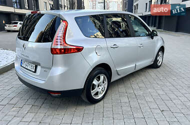 Минивэн Renault Scenic 2012 в Ивано-Франковске